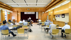 総あいさつの様子